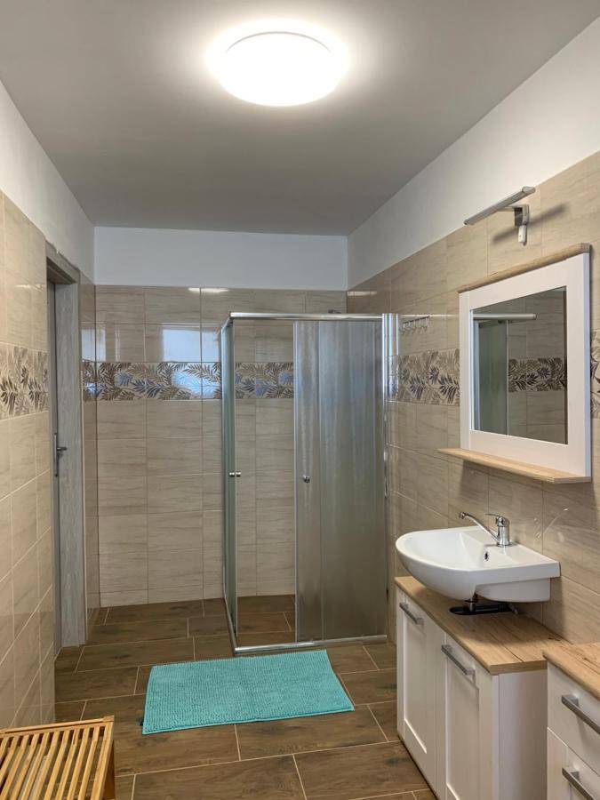 Apartmany Alliss ฮาร์ราคอฟ ภายนอก รูปภาพ